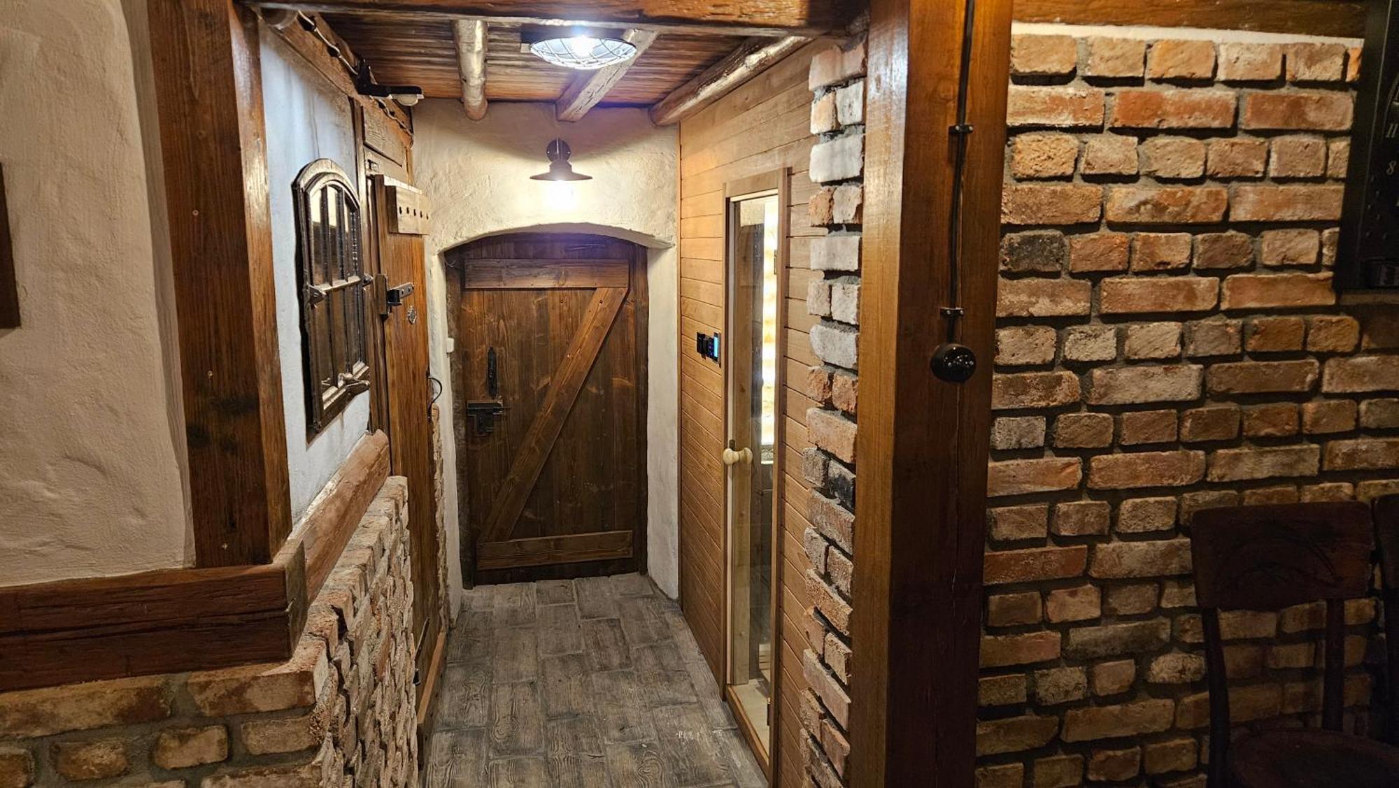 Apartamenty Komarno 46 Jacuzzi&Sauna Ngoại thất bức ảnh