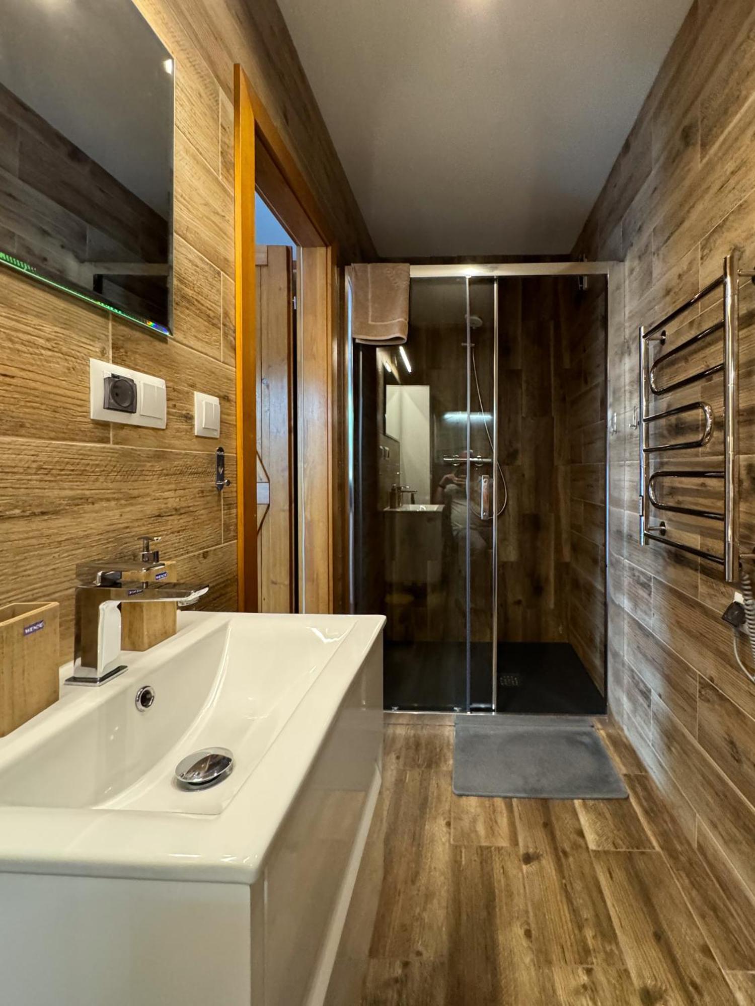 Apartamenty Komarno 46 Jacuzzi&Sauna Ngoại thất bức ảnh