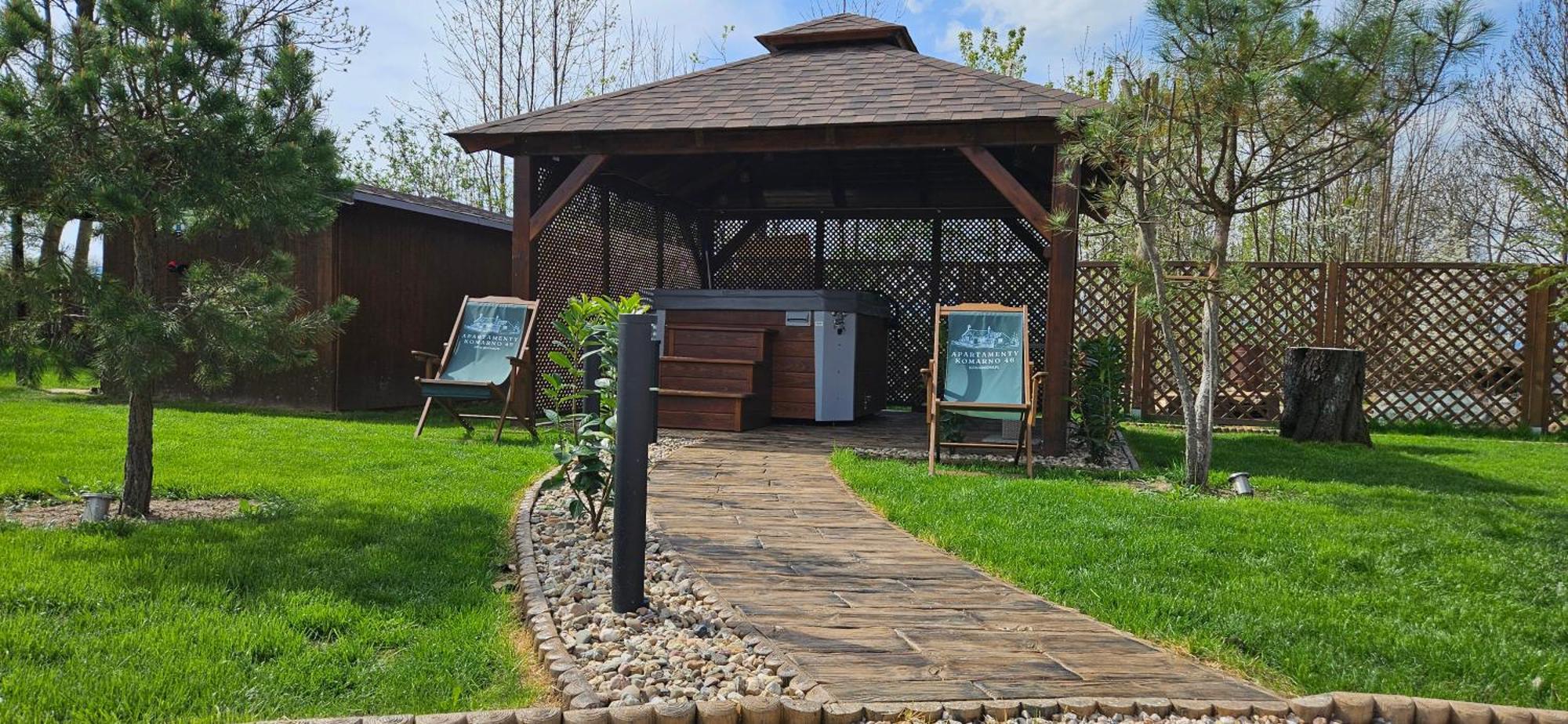Apartamenty Komarno 46 Jacuzzi&Sauna Ngoại thất bức ảnh